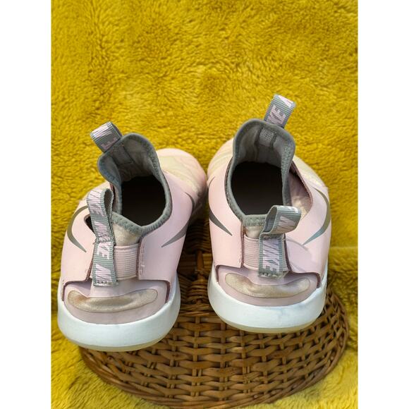 Nike Flex Runner GS Gym Shoe Pink/Metallic Silver Size 7Y Girls - Womens 8 Run - Picture 5 of 7